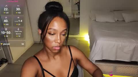 Snapshot of hellsd97 chatting on February 26, 2025, 3:53 am hellsd97 online show from February 26, 2025, 3:53 am