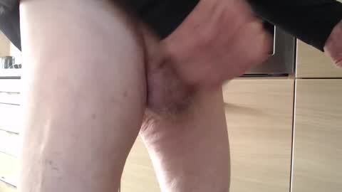 older cock online show from March 25, 2026, 10:43 am