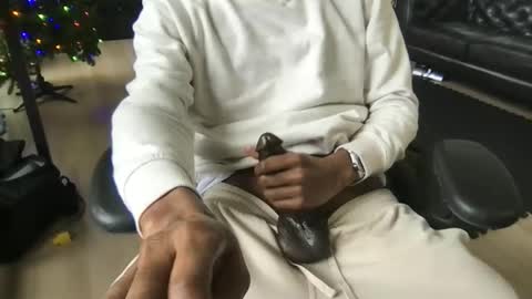 Snapshot of hendrixx89 chatting on December 17, 2025, 2:45 pm DrixxTheGod online show from December 17, 2025, 2:45 pm