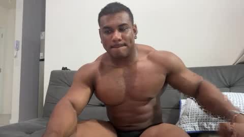 Henri online show from January 17, 2025, 11:18 pm