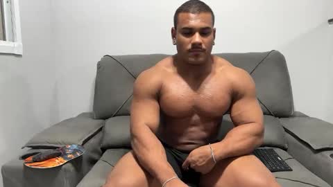 Henri online show from March 12, 2025, 9:35 pm