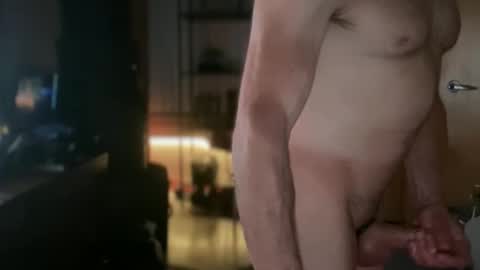 Snapshot of henry4now chatting on October 5, 2025, 12:31 am Henry4Now online show from October 5, 2025, 12:31 am