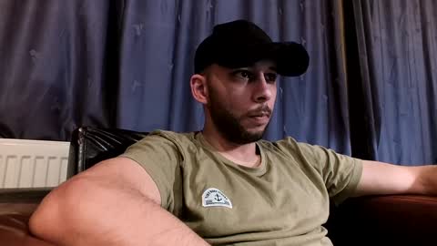 Snapshot of henryaxe chatting on December 24, 2024, 1:50 pm HenryAxe online show from December 24, 2024, 1:50 pm