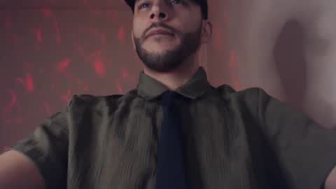 Snapshot of henryaxe chatting on September 19, 2025, 9:26 pm HenryAxe online show from September 19, 2025, 9:26 pm