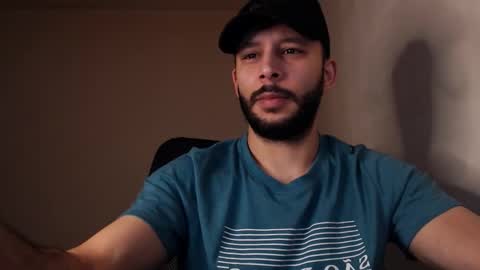 Snapshot of henryaxe chatting on October 7, 2025, 11:18 am HenryAxe online show from October 7, 2025, 11:18 am