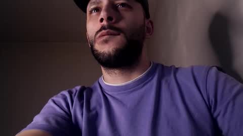 Snapshot of henryaxe chatting on November 12, 2025, 1:50 am HenryAxe online show from November 12, 2025, 1:50 am