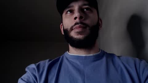 Snapshot of henryaxe chatting on January 13, 2026, 9:53 pm HenryAxe online show from January 13, 2026, 9:53 pm