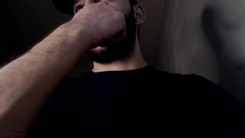 Snapshot of henryaxe chatting on February 13, 2026, 10:22 am HenryAxe online show from February 13, 2026, 10:22 am