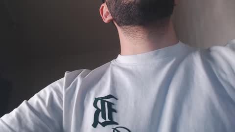 Snapshot of henryaxe chatting on March 2, 2026, 2:14 am HenryAxe online show from March 2, 2026, 2:14 am