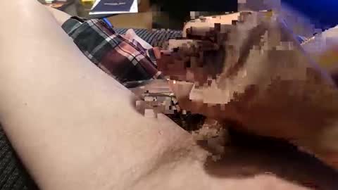 Henrybones online show from October 23, 2025, 6:17 pm