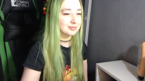 Snapshot of hentaishiing chatting on January 4, 2025, 8:48 pm Hentaishiing online show from January 4, 2025, 8:48 pm