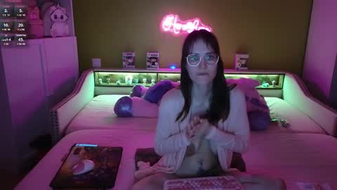 Snapshot of heraluna_ chatting on February 14, 2025, 11:09 pm HeraLuna online show from February 14, 2025, 11:09 pm