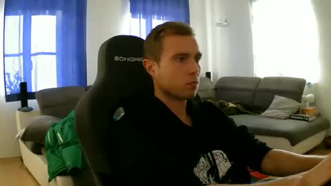 John Pearl online show from March 4, 2026, 2:45 pm