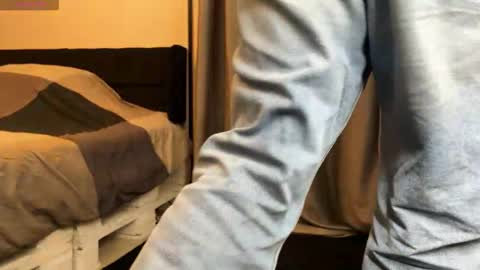 Hercules online show from December 17, 2025, 8:37 pm