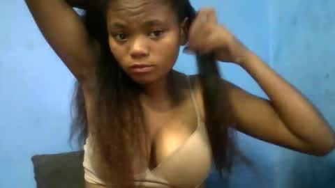 herisse01 online show from April 7, 2026, 7:20 am