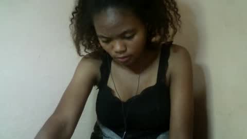 herisse01 online show from May 19, 2026, 1:56 am