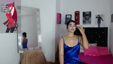 Snapshot of hermione_sweet18 chatting on April 22, 2026, 2:25 am Alana online show from April 22, 2026, 2:25 am