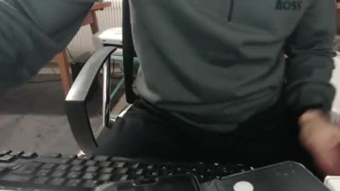 Snapshot of hero0111 chatting on December 14, 2024, 5:58 pm hero0111 online show from December 14, 2024, 5:58 pm