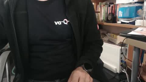 Snapshot of hero0111 chatting on October 1, 2025, 4:46 pm hero0111 online show from October 1, 2025, 4:46 pm