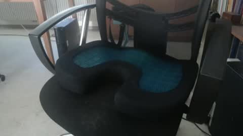 hero0111 online show from April 9, 2026, 10:09 am