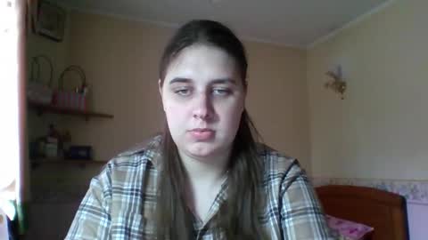 hess_luna_ online show from October 31, 2025, 9:10 am