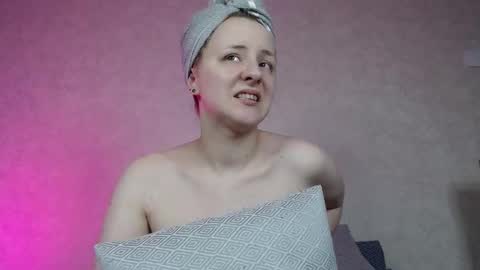 Hesssa Prime time  The broadcasts start at 3am and 3 pm London time  online show from November 9, 2025, 3:10 pm