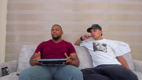 heteros men online show from March 11, 2025, 7:58 pm