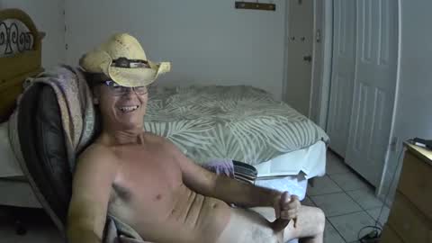 Snapshot of hewes1 chatting on February 16, 2025, 8:54 am hewes1 online show from February 16, 2025, 8:54 am