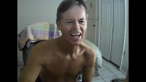 Snapshot of hewes1 chatting on October 24, 2025, 8:55 am hewes1 online show from October 24, 2025, 8:55 am