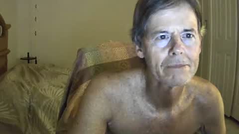 Snapshot of hewes1 chatting on January 13, 2026, 12:05 am hewes1 online show from January 13, 2026, 12:05 am