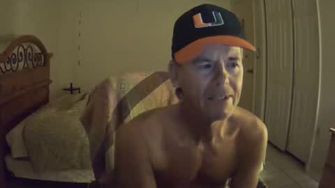 Snapshot of hewes1 chatting on January 16, 2026, 9:57 am hewes1 online show from January 16, 2026, 9:57 am