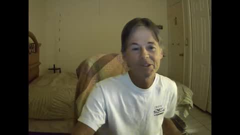 Snapshot of hewes1 chatting on February 9, 2026, 11:36 am hewes1 online show from February 9, 2026, 11:36 am