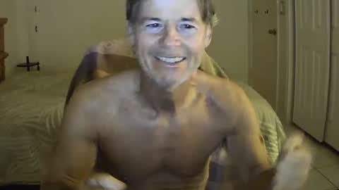 Snapshot of hewes1 chatting on February 14, 2026, 9:28 am hewes1 online show from February 14, 2026, 9:28 am