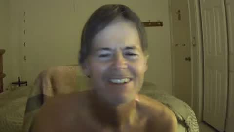 Snapshot of hewes1 chatting on February 15, 2026, 4:53 am hewes1 online show from February 15, 2026, 4:53 am