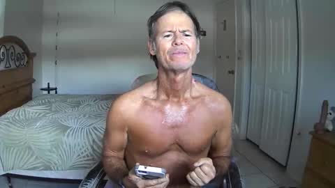 Snapshot of hewes1 chatting on February 26, 2026, 7:35 pm hewes1 online show from February 26, 2026, 7:35 pm