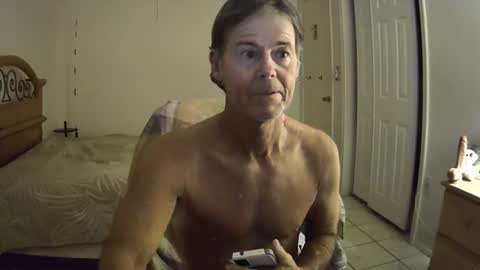 Snapshot of hewes1 chatting on February 27, 2026, 9:42 am hewes1 online show from February 27, 2026, 9:42 am