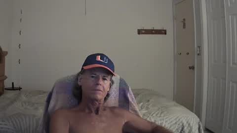 hewes1 online show from August 4, 2026, 12:03 am