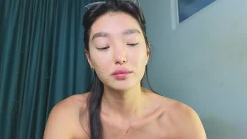 Snapshot of hey_herbal chatting on April 23, 2026, 2:30 pm Audrey online show from April 23, 2026, 2:30 pm