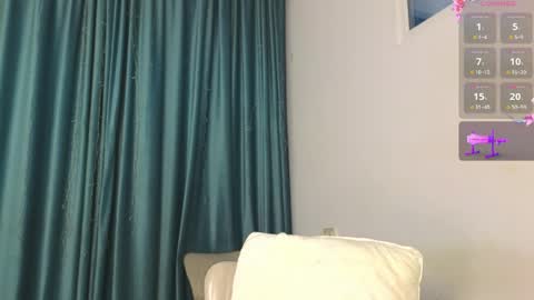 Snapshot of hey_herbal chatting on May 7, 2026, 2:33 pm Audrey online show from May 7, 2026, 2:33 pm