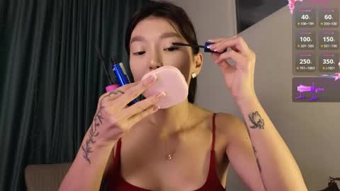 Snapshot of hey_herbal chatting on May 12, 2026, 3:09 pm Audrey online show from May 12, 2026, 3:09 pm