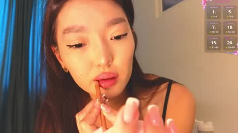 Snapshot of hey_herbal chatting on May 15, 2026, 5:47 am Audrey online show from May 15, 2026, 5:47 am