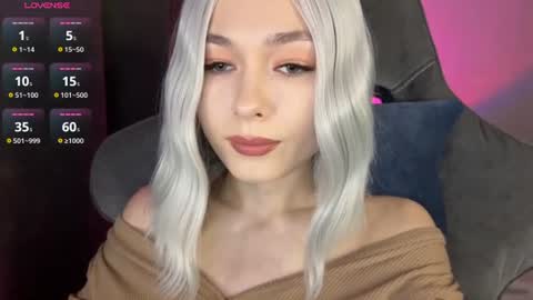  Nora  online show from June 15, 2026, 12:24 am