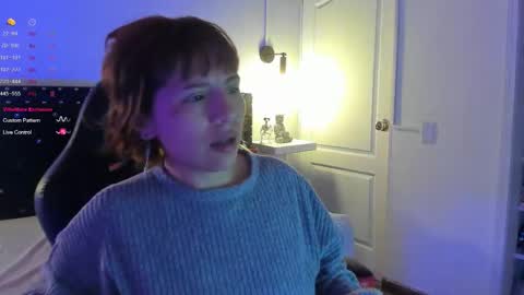 Noraly  online show from September 30, 2025, 4:06 am