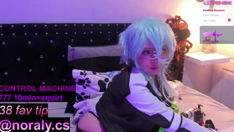 Noraly  online show from November 22, 2025, 4:44 am