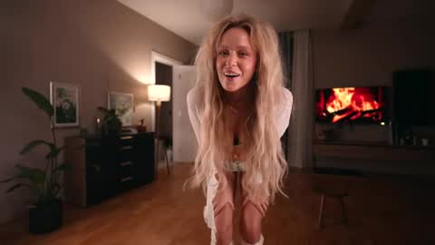 Alina online show from May 24, 2026, 5:51 pm