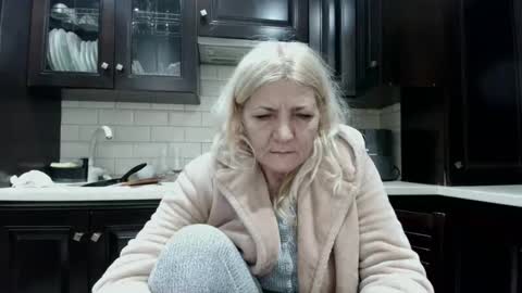 Heyheygrey online show from February 10, 2026, 3:10 am