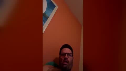 heynow393209 online show from December 20, 2025, 7:48 am