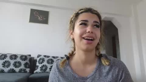 Siana online show from June 29, 2026, 11:21 am