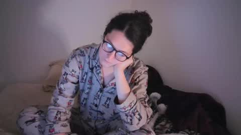 Ada Sophie online show from January 6, 2025, 9:19 am