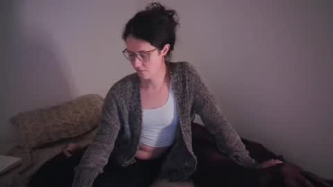 Ada Sophie online show from February 22, 2025, 8:40 am